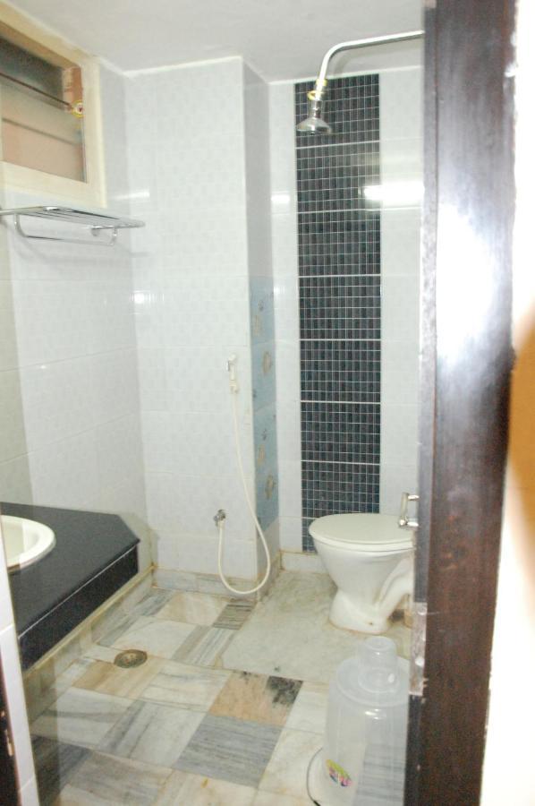 Hotel Blue Star Coimbatore Zewnętrze zdjęcie