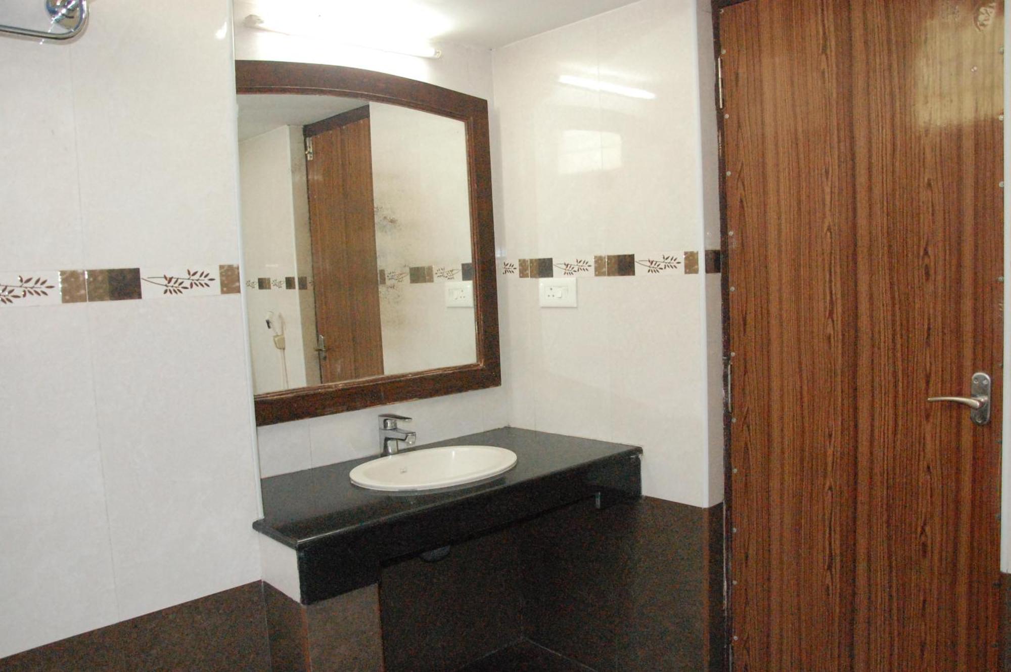 Hotel Blue Star Coimbatore Zewnętrze zdjęcie
