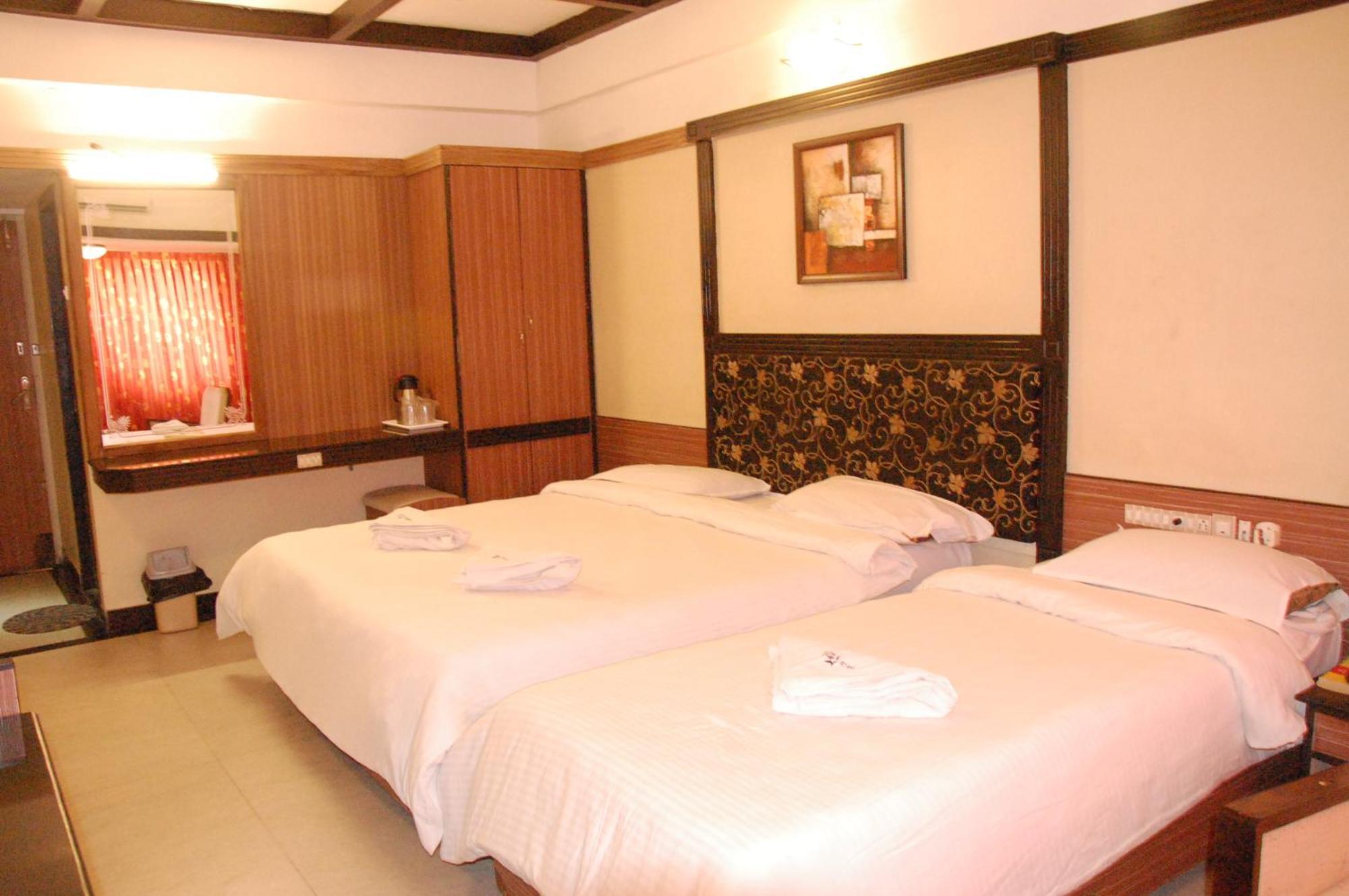 Hotel Blue Star Coimbatore Zewnętrze zdjęcie
